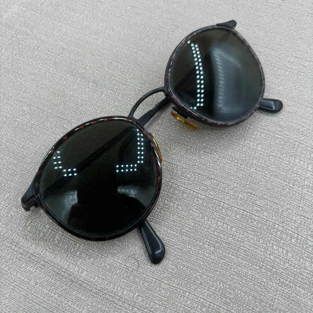 Giorgio Armani Sunglasses Unisex OS Black Tortoise Excellent Dark Academia